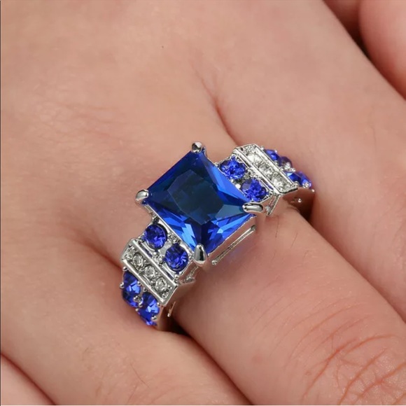 Jewelry - New blue sapphire white 10KT gold filled weddin 💍